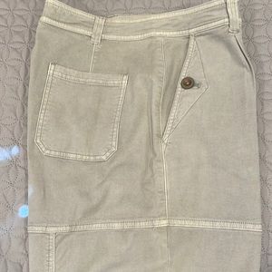 Anthropologie. Khaki green cargo pants.  Suze 31. Never worn